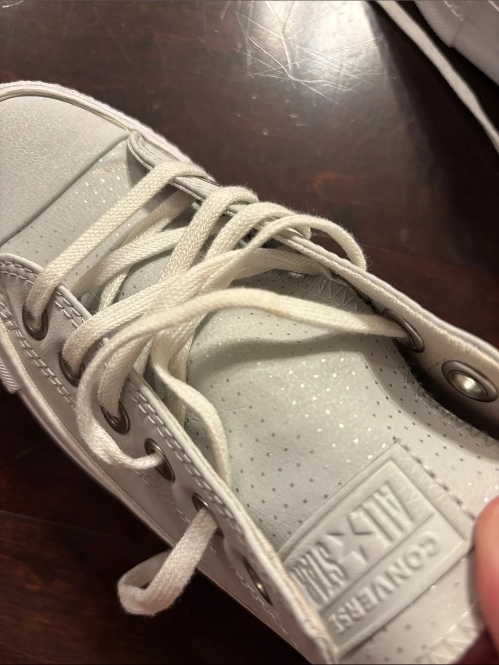 Women’s Converse Low Top Sneakers in Light Gray
